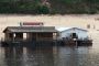 Amazonas06 - 350 * Novo Airao, a river town of 9000 people, is home to the shipbuilders that crafted the Tucano.